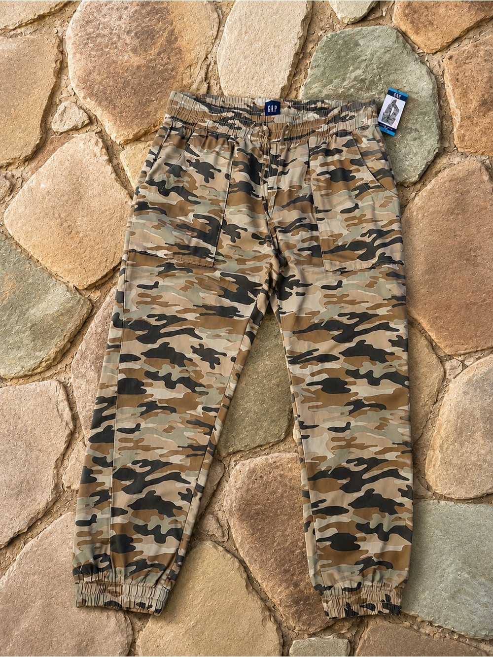 NWT Camo Cargo Jogger Pants Green Pull On Utility Military Streetwear Large Gap - Picture 2 of 6